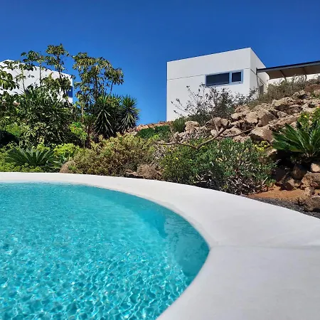 Private With Pool In فيلة *