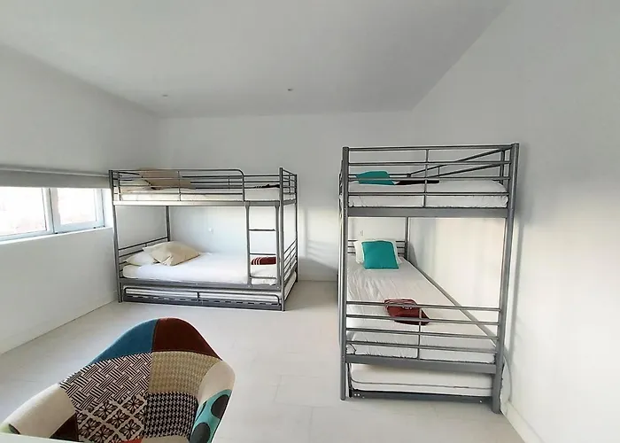 Private With Pool In Villa *