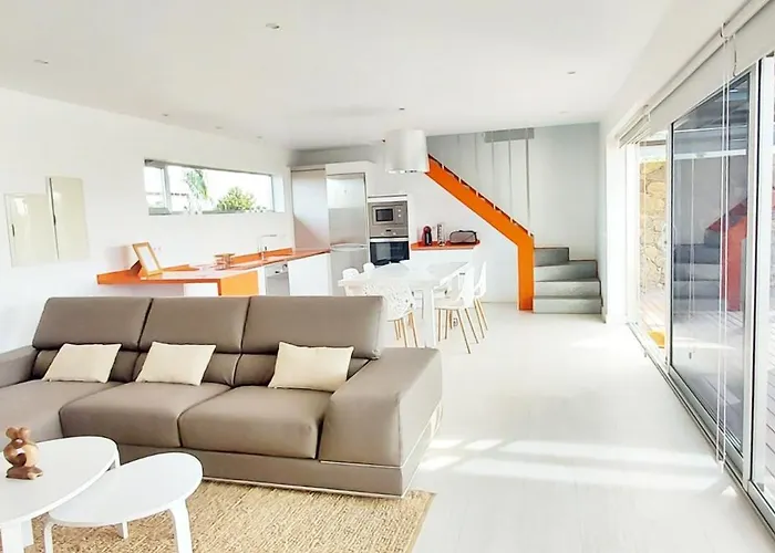 Private With Pool In Villa