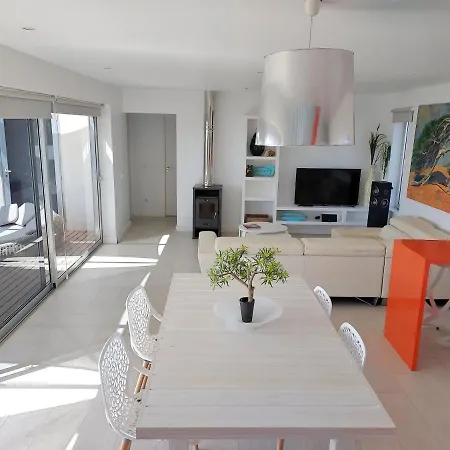 Private With Pool In וילה *