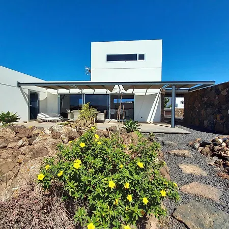 Private With Pool In Lajares