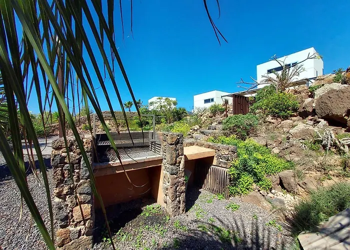 Private With Pool In Vila *